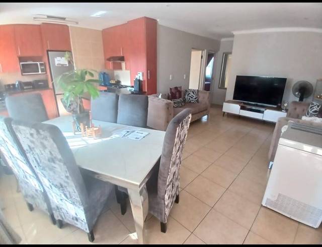 2 BEDROOM TOWNHOUSE FOR SALE IN NEW REDRUTH